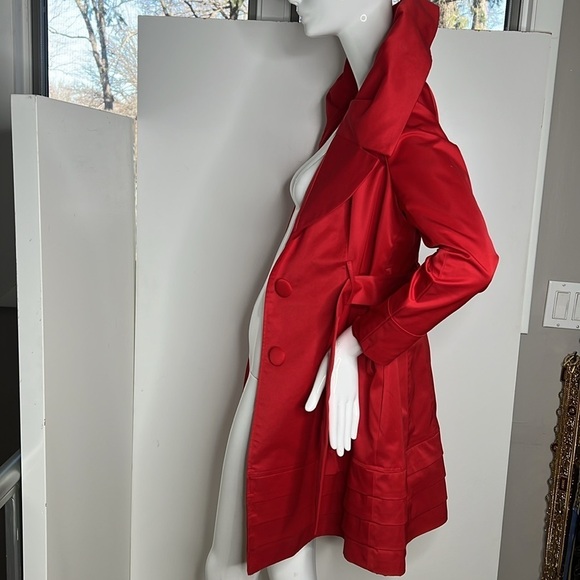 Dolce & Gabbana D & G Sz 6 Red Matte Satin Four Button Belted Trench Coat - Picture 5 of 11
